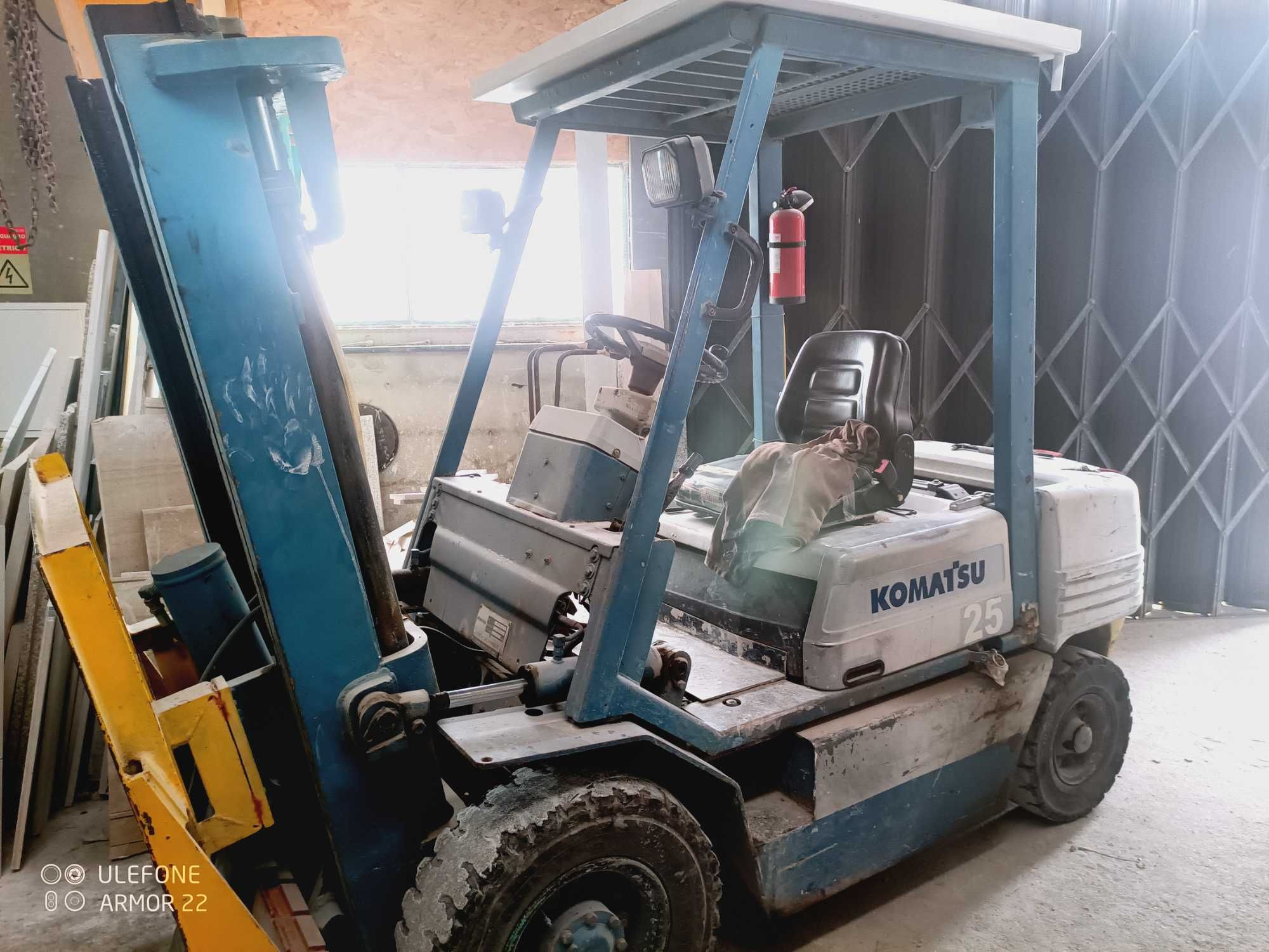 Empilhador Komatsu 2.5
