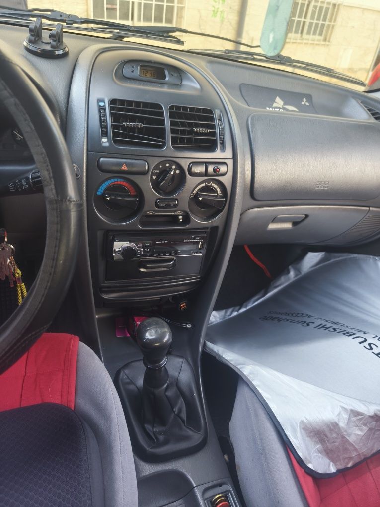 Mitsubishi carisma Hatchbac 98-228.008kms/101cv/1600cc-2 DONOS