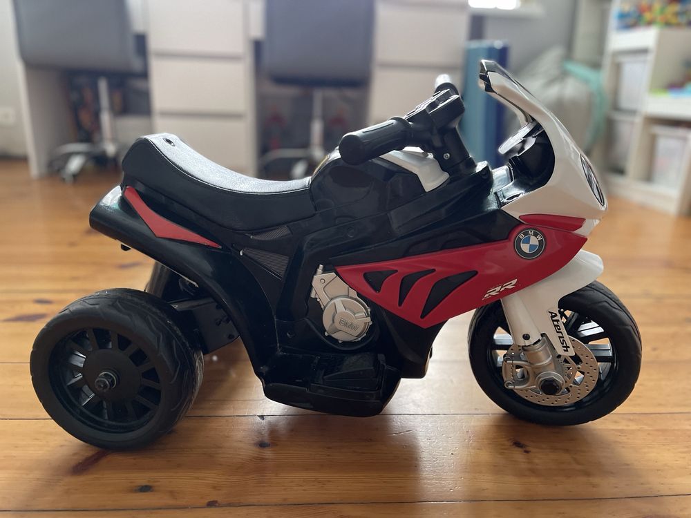 Motor BMW na akumulator