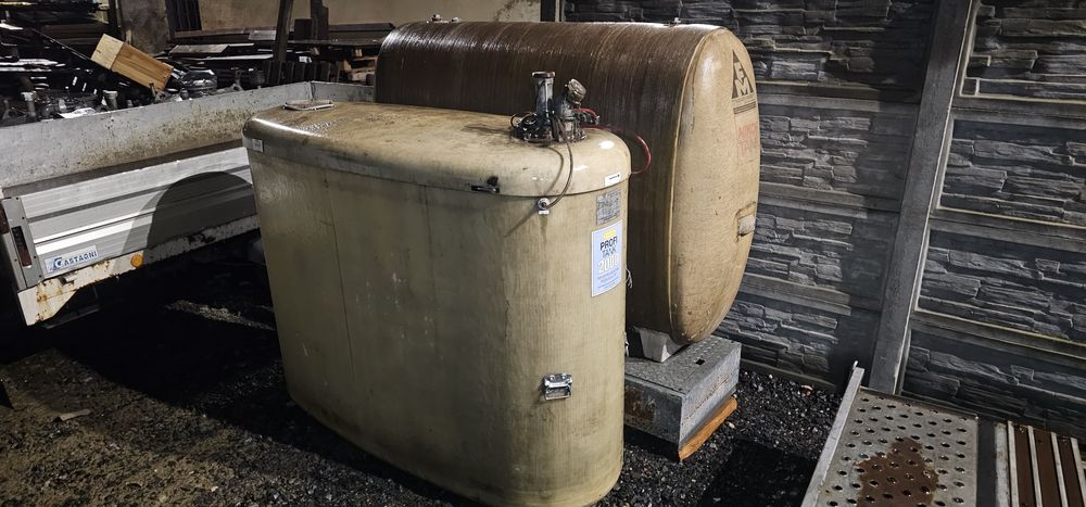 Zbiornik Beczka 2000l na olej