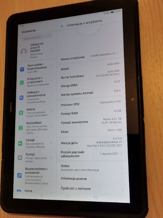 Tablet Huawei T5 10, mało używany, w etui.