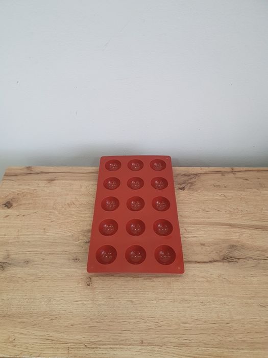 Forma silikonowa do monoporcji ciastek PÓŁKULE - 3,8 cm