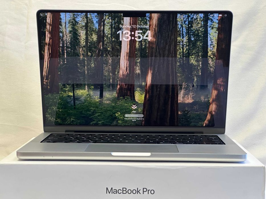MacBook Pro 14.2”. M1 Pro, 16RAM/500Gb SSD - 91% батарея - Silver