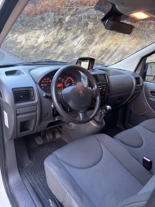 Peugeot Expert 2016 (Versão Longa)