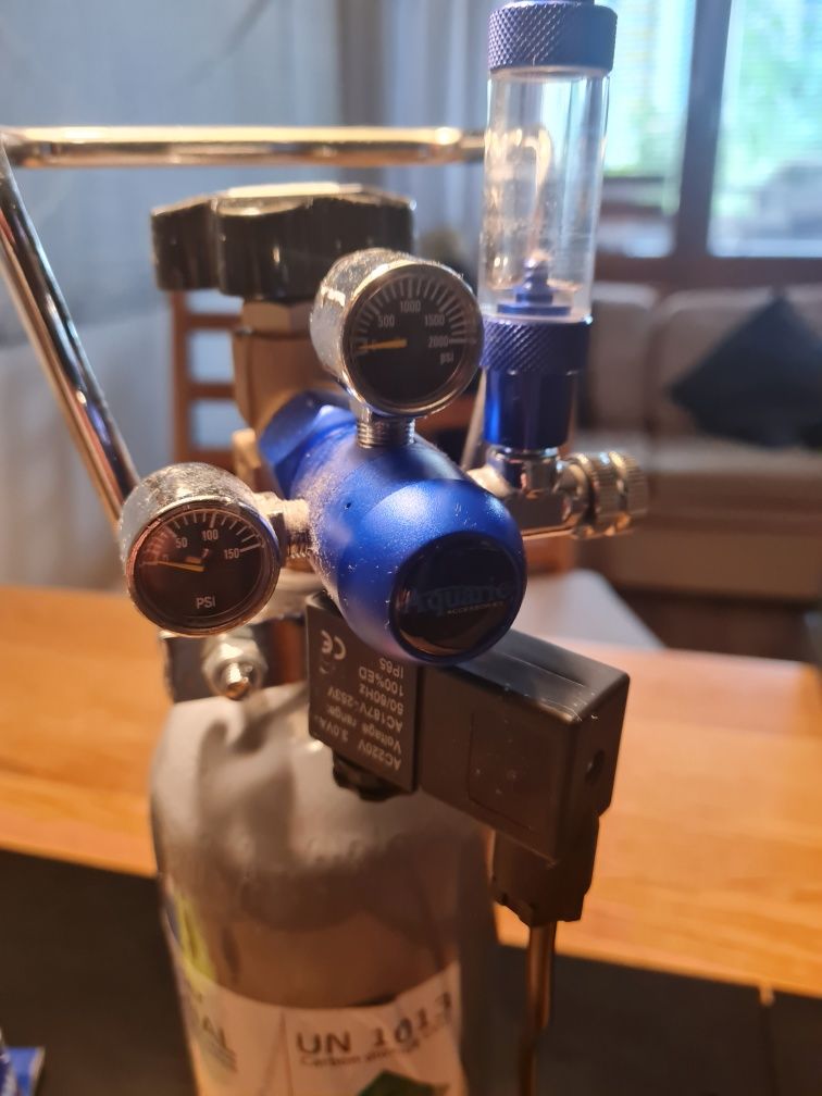 Akwarium Juwel Rio 180l + dodatki