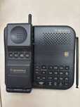 Vintage Motorola 5525 25 Channel Flip Phone