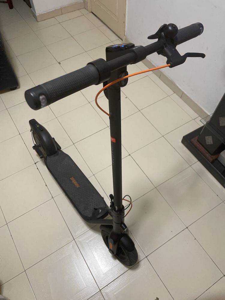 Trotinete eletrica ninebot pouco usada