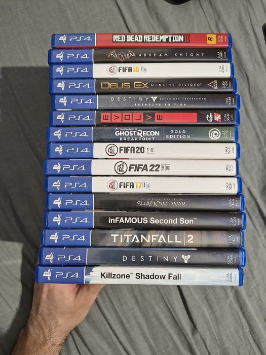 Zestaw 15 gier na PS4