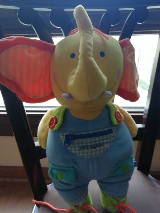 boneco de peluche elefante