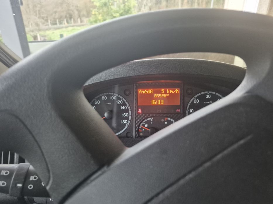 Autocaravana burstner ixeo it 734