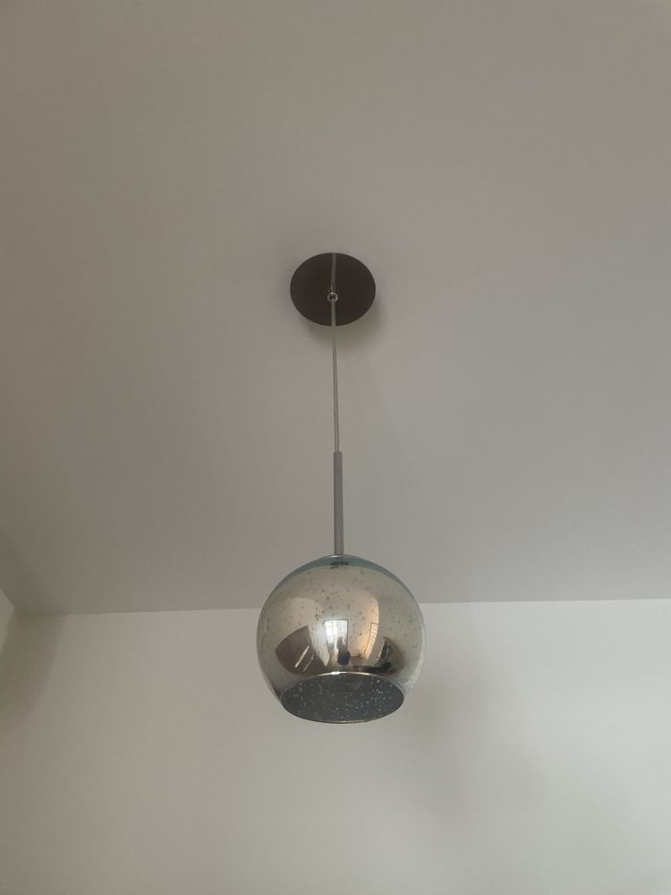 Lampy/Lampa w bardzo dobrym stanie