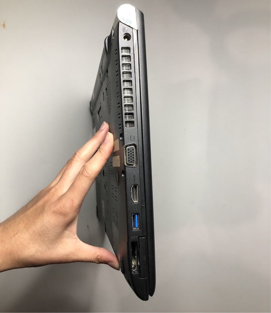 Ноутбук Toshiba Tecra R850 Inlel Core i3 ОЗУ 6Gb/ SSD 320Gb