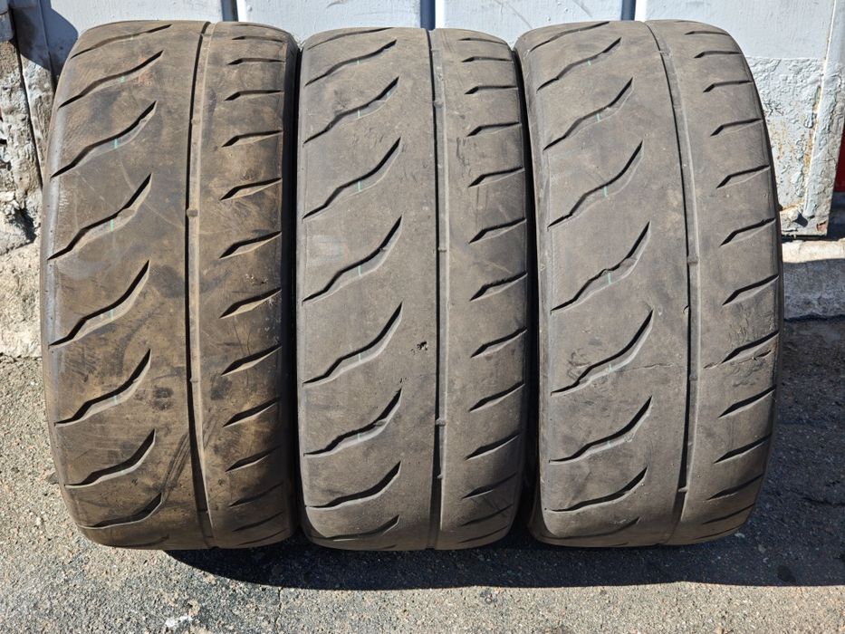 Гума напівслік Toyo R888R R17