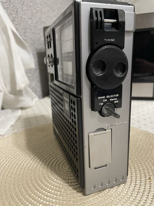 Аналоговый радиоприемник Sony ICF-5500m