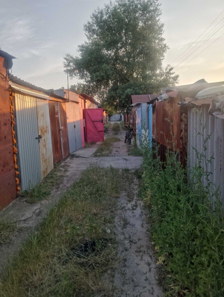 Продається металевий гараж
