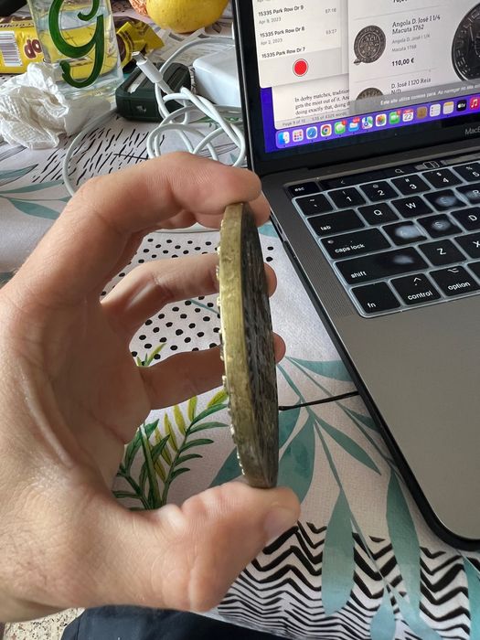 Medalha independencia de mocambique moeda pesada colecao