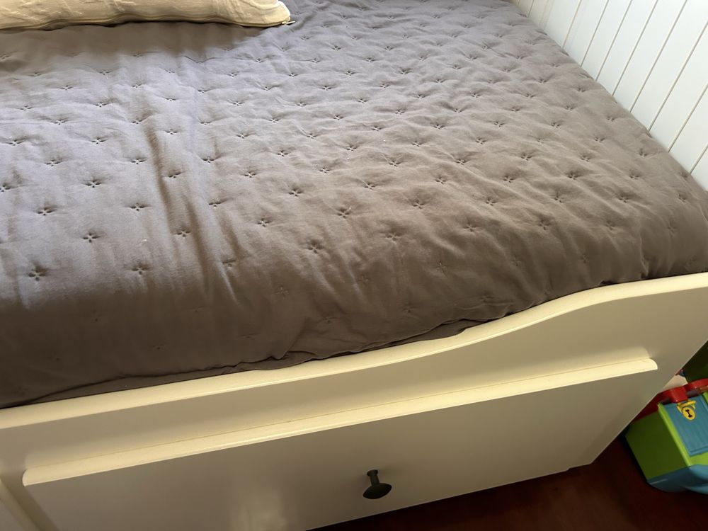 Cama individual/dupla com 3 gavetas