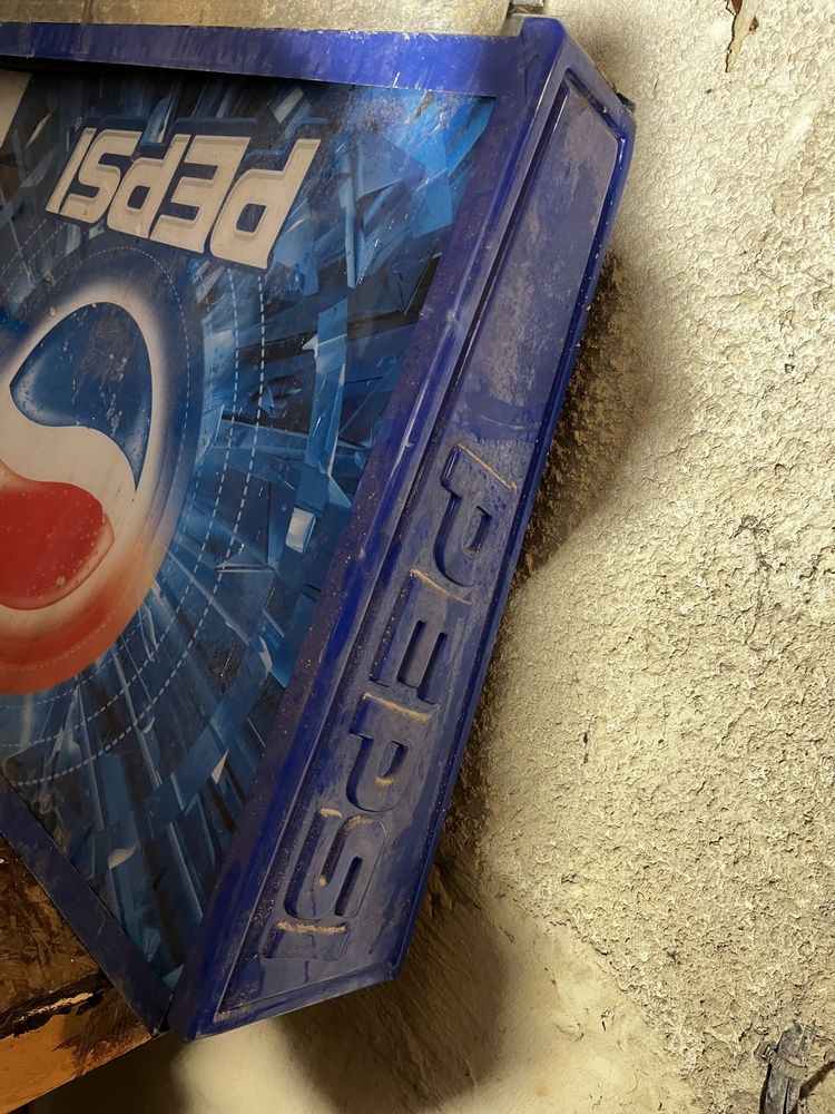 reklama  podswietlana  3metry  KEBAB Pepsi