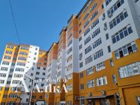 Продам простору 2-кімнатну квартиру в новобудові В ЦЕНТРІ