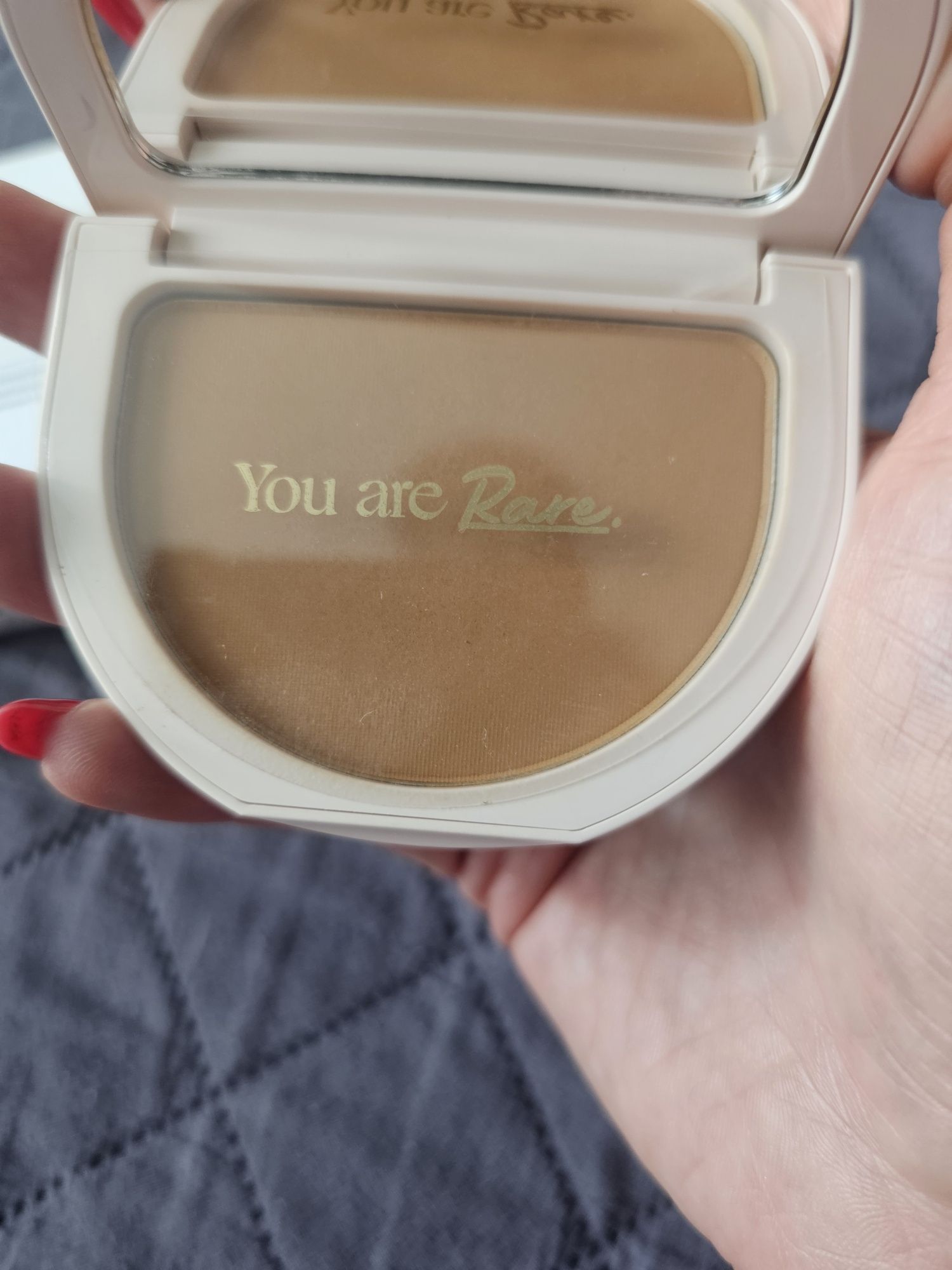 Puder Rare beauty True to myself