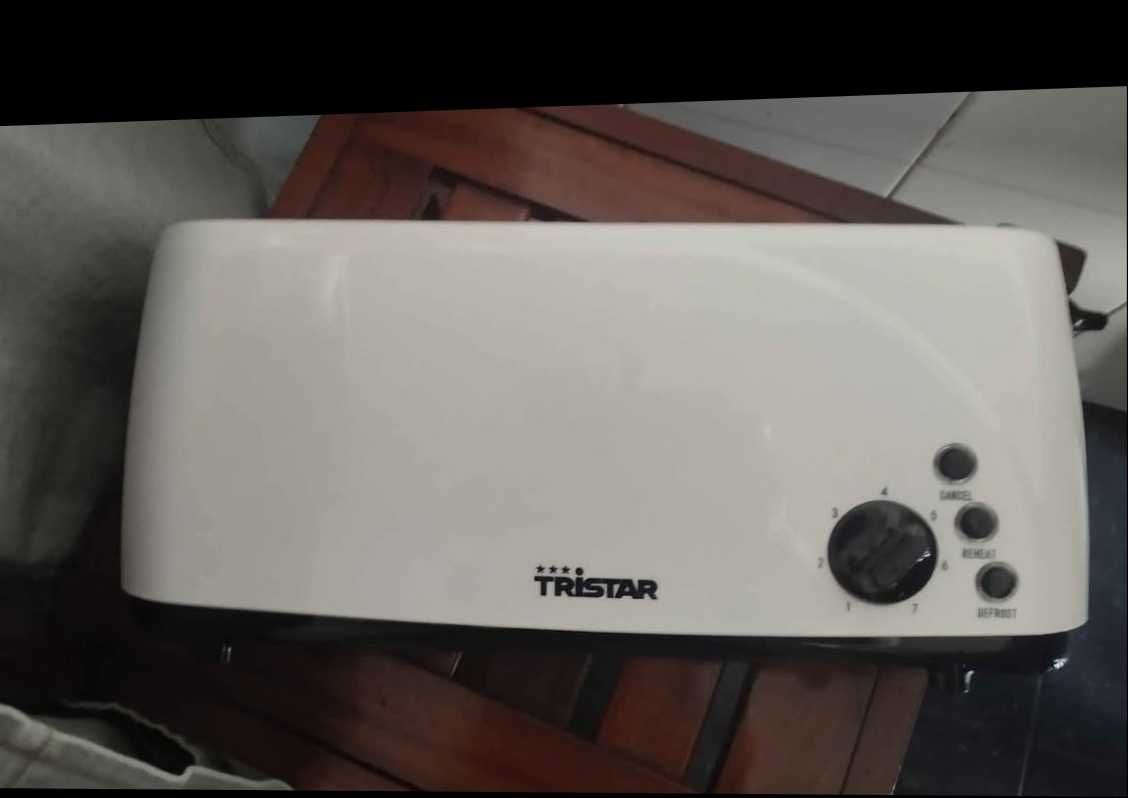 Torradeira marca tristar