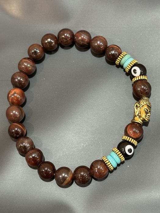 Браслет из вулканического камня