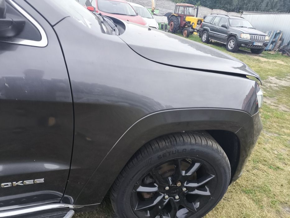 Błotnik przedni lewy prawy Jeep Grand Cherokee WK2