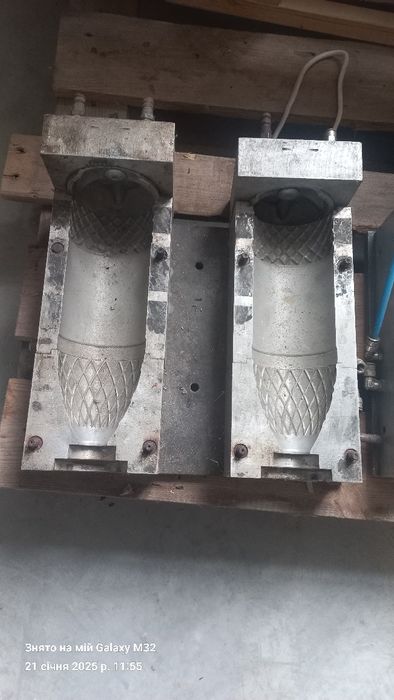 Пресформа для  видува пет пляшки