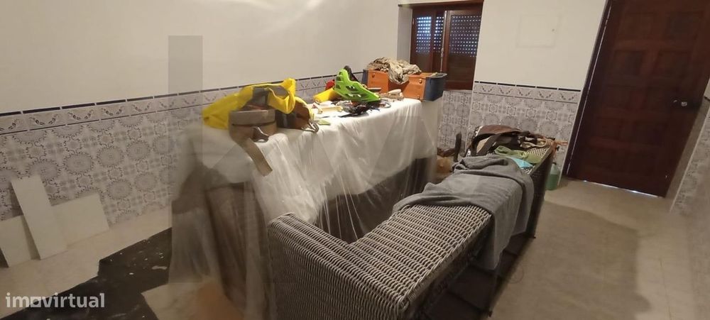 Moradia T2+1 com logradouro em Matacães, Torres Vedras