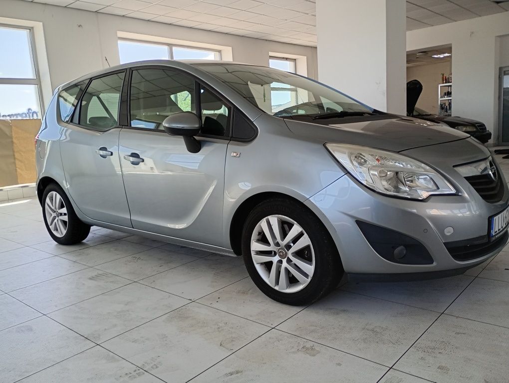 Opel Meriva 1.7CDTI. 2011r. 6-biegów super stan, opcja Bdb.