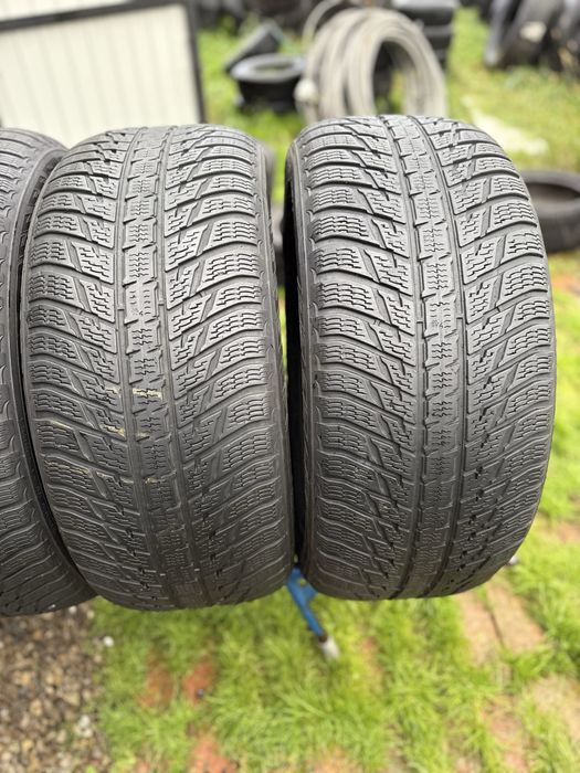 275 50 r20 Nokian