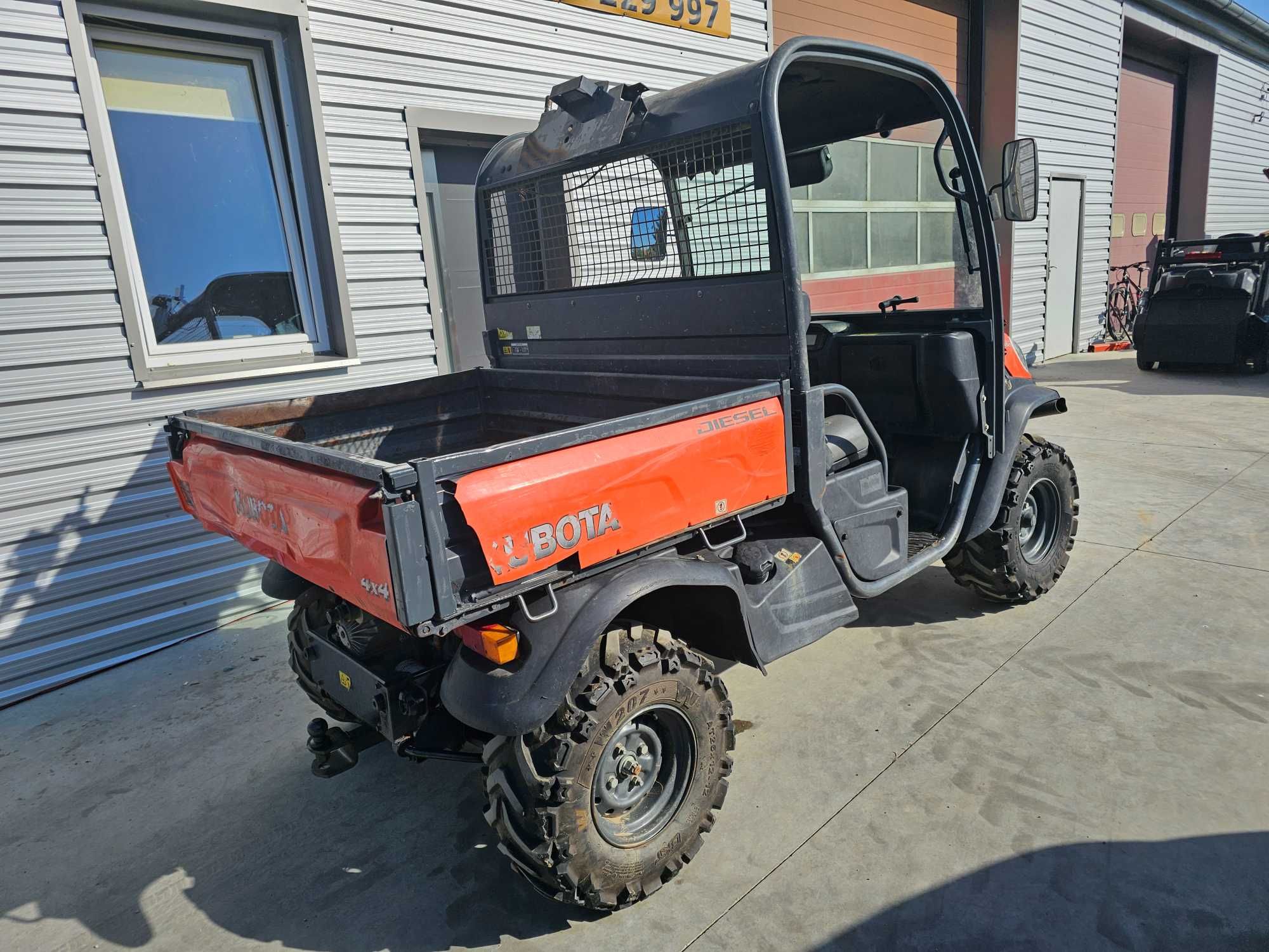 Kubota RTVX 900   4x4