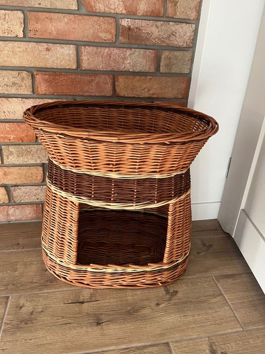 Wiklinowy kosz dla kota/małego psa