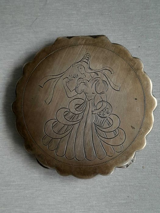 Imago Artis prl puderniczka srebro tylko 9 zl za 1 gram