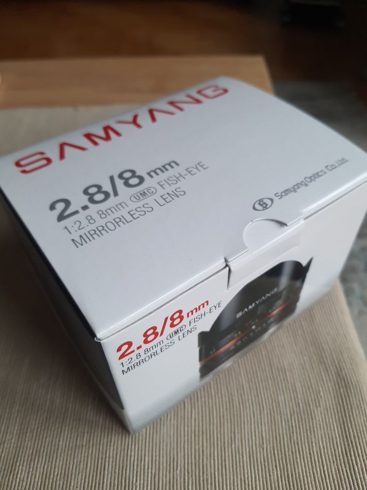 Nowy Samyang 8mm f2.8 rybie oko, mocowanie Samsung nx