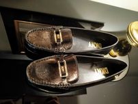 Sprzedam buty DKNY w rozmiarze 39 nowe