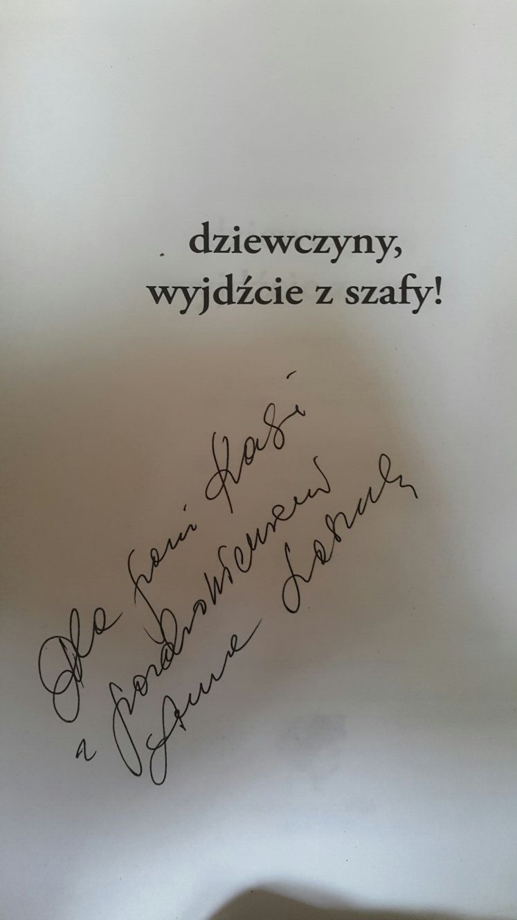 Dziewczyny wyjdźcie z szafy Anna Laszuk