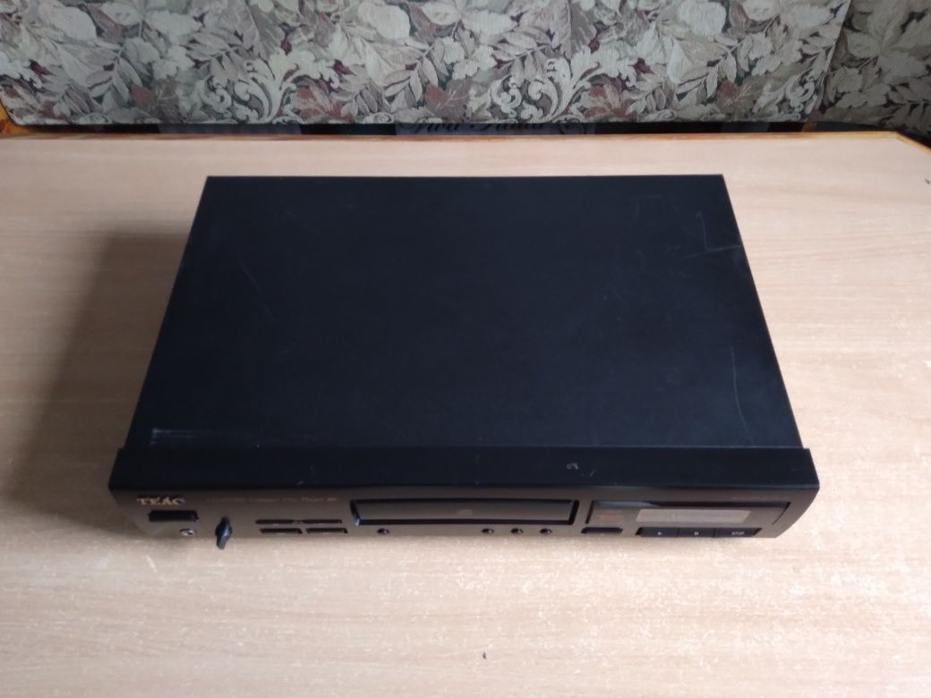 Надёжный японский проигрыватель Teac CD-P1100,АССОРТИМЕНТ,гарантия!