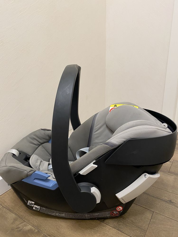 Автокрісло Cybex Aton 5 soho grey