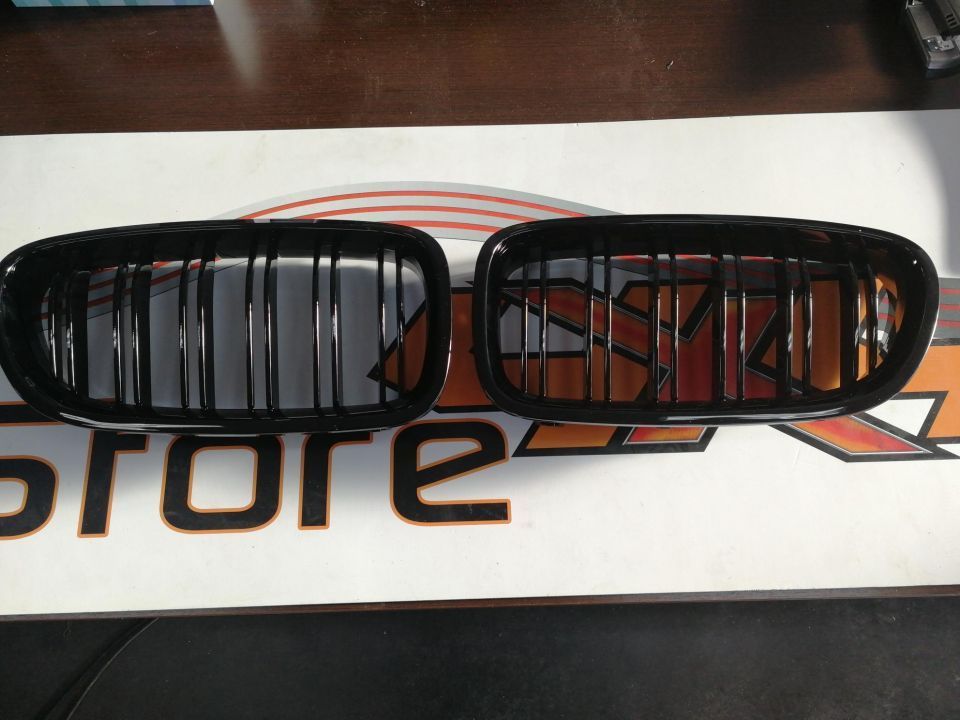 Grelhas BMW F10 / F11 10-15 Pretas M Look