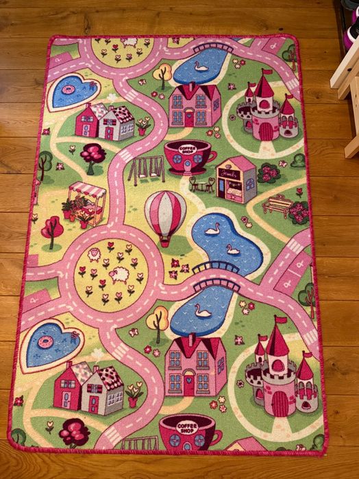 Dywan dla dziewczynki 150x100cm miasto różowe