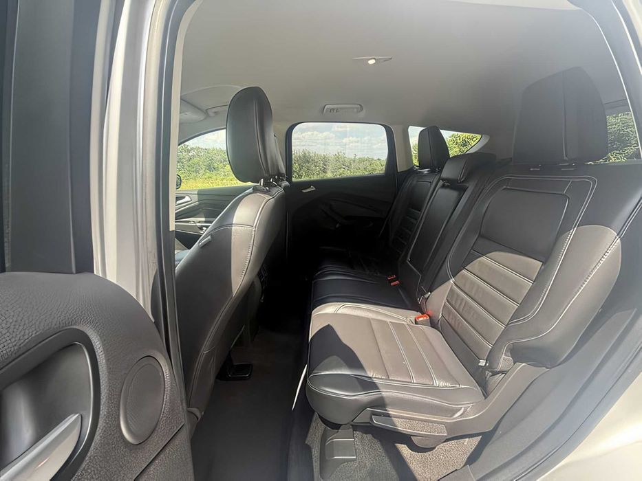 Ford Escape Titanium      2018