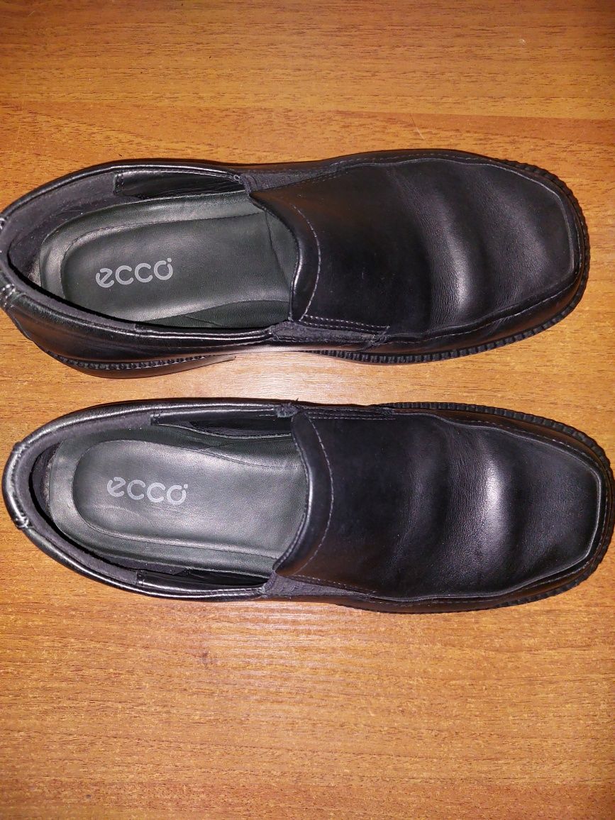 Туфли Ecco оригинальные. Отличное состояние