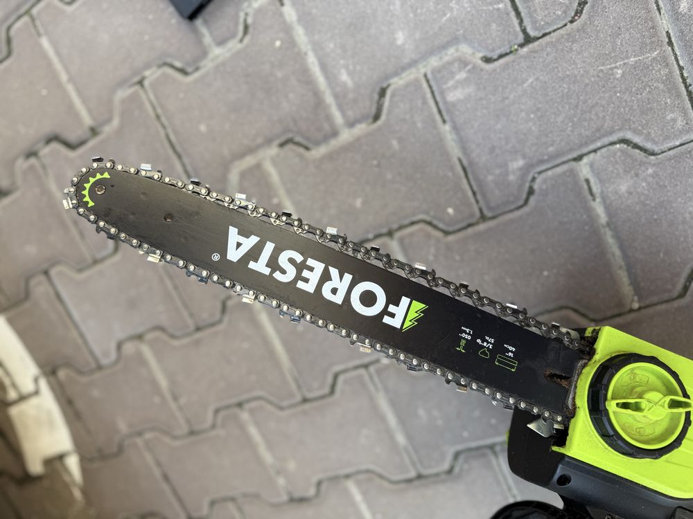 Электропила цепная Foresta FS-2740DS