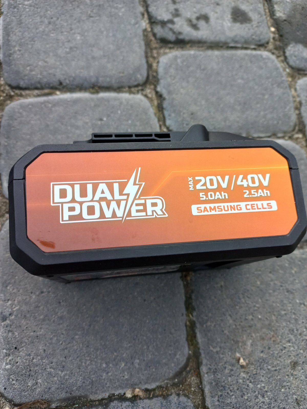 Акумулятор powerplus powdp9037 акумуляторна батарея