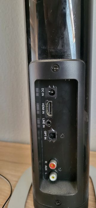 Soundbar marki Medion.