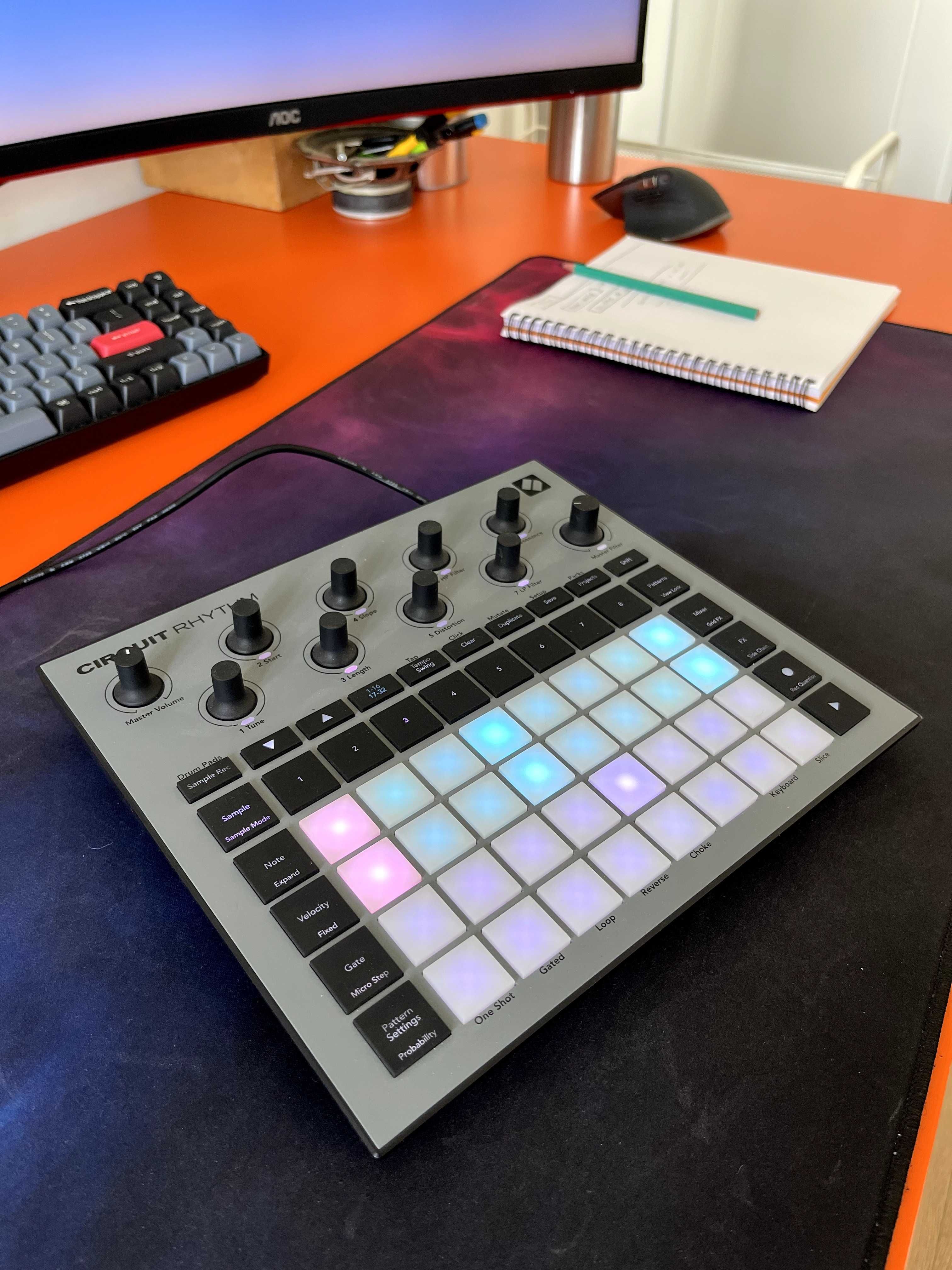 Novation Circuit Rhythm - Como Nova + Cartão SD - Oportunidade Única!