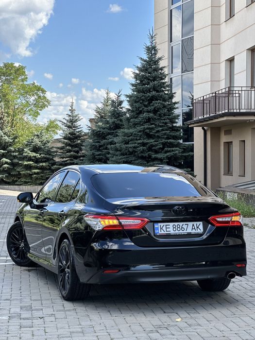 Продам Toyota Camry 70 Официальная 2.5 бензин/газ автомат.Premium Plus