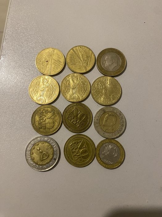 Продам монети різні