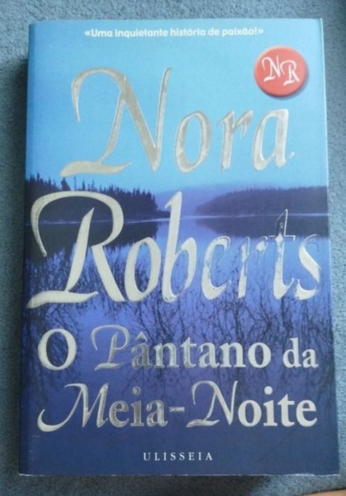 Livros Nora Roberts "Meia noite"  e "Maléfico"